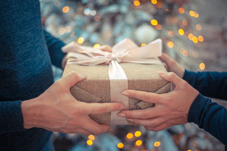 Gift Ideas to Ladies – For Husband Who Has Everything