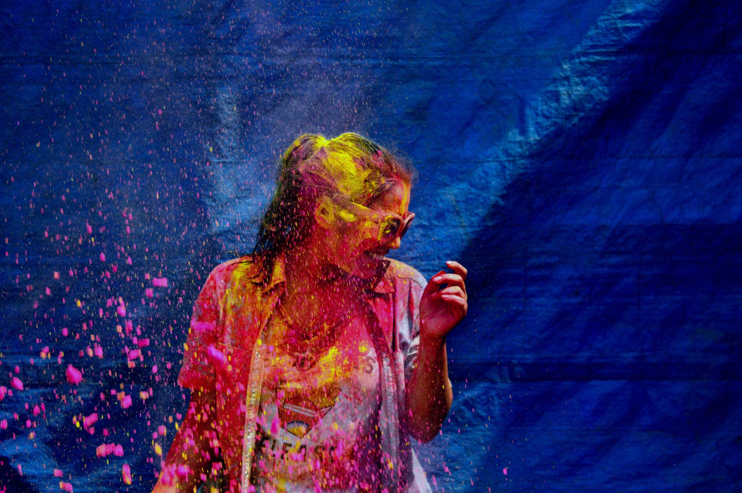 How to Ensure Safety for Women While Playing Holi