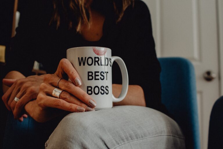 7 Practical Leadership Lessons to Learn From Women