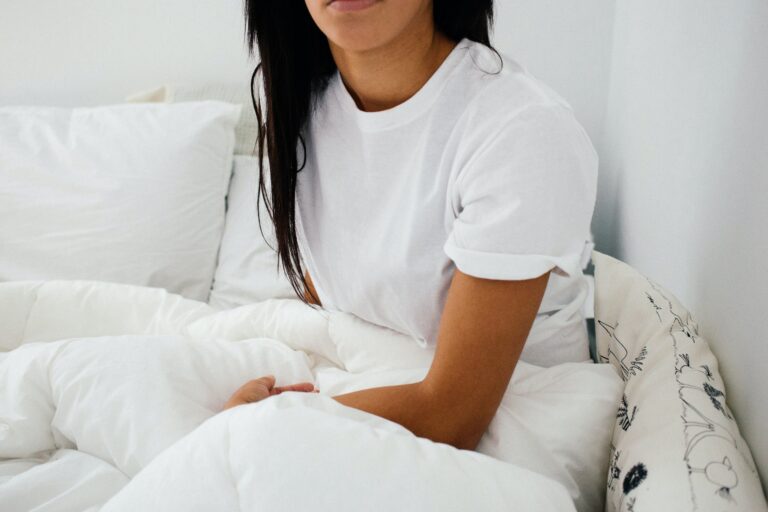 How to Handle Intimacy Issues in Relationships With Maturity