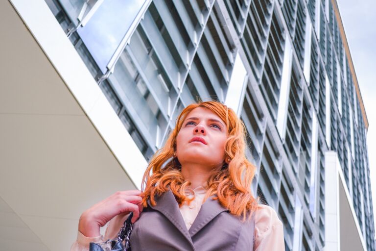 9 Proven Ways to Build Confidence in Woman