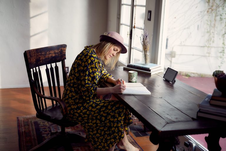 6 Effective Ways to Use a Journaling Book