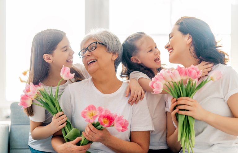 10 Common Traits of Happy Women I’ve Met