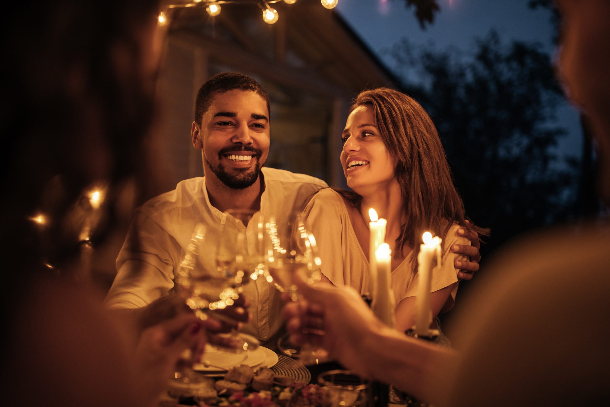 how to know if your guy friend likes you