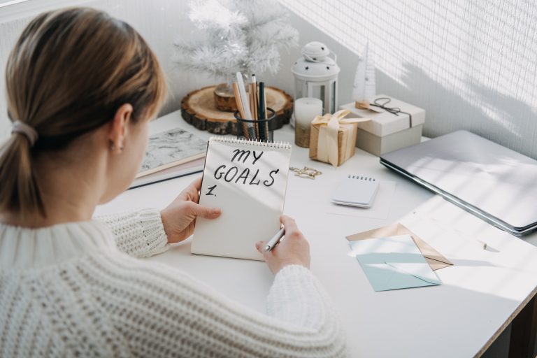 Empowering Money Goals: Set Financial Boundaries During Holidays