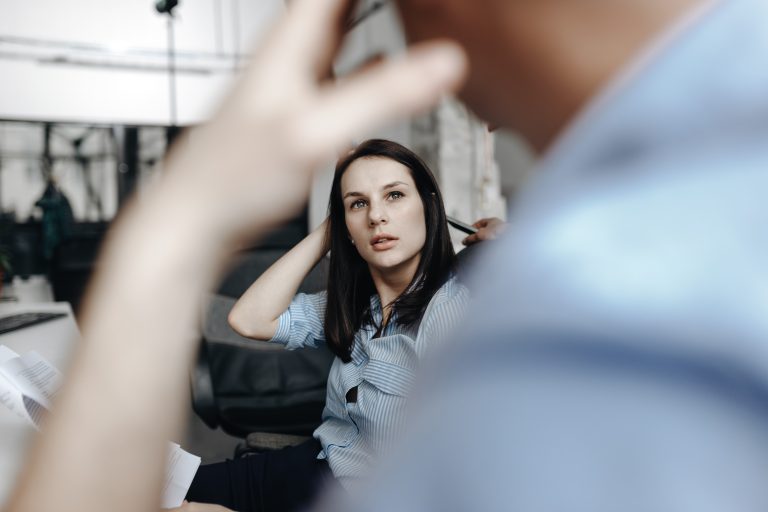 Recognize and Overcome the Annoying Habits of Bad Listeners