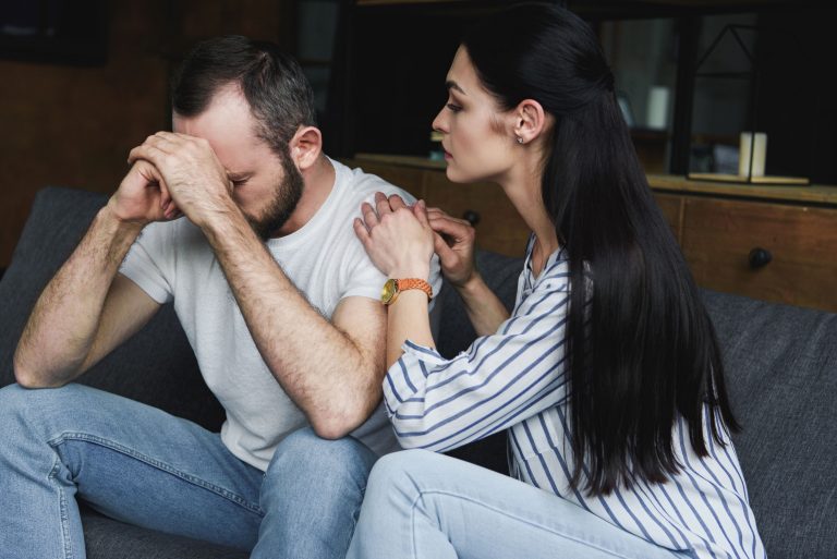 13 Unmistakable Signs of an Emotionally Immature Partner